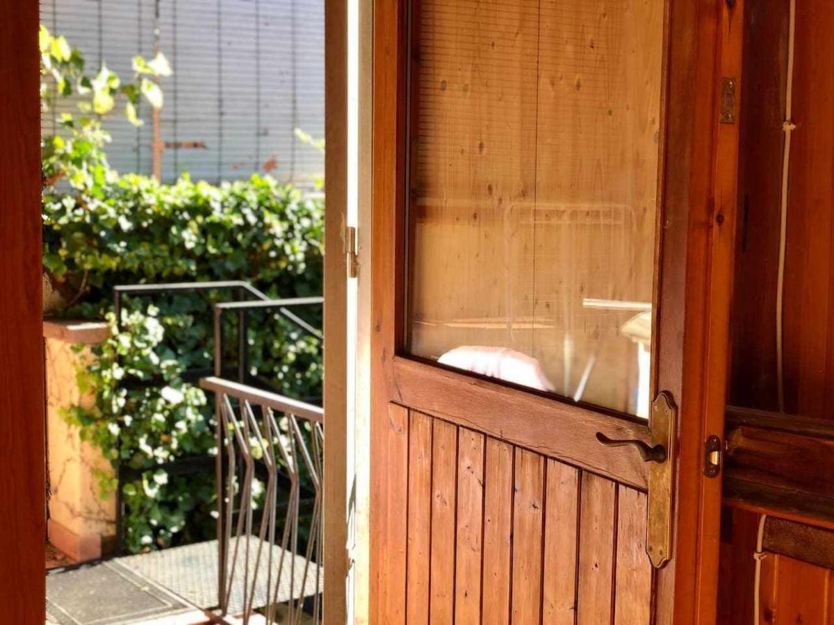 Can Camps Besalu Casa Planta Baja Con Jardin Buitenkant foto